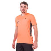 Umbro Masculino T-Shirts Arbitro TWR Fit Naranja Fluo/Grafito