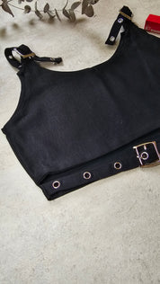 Top Femenino  Hana Hebilla Bengalina Negro