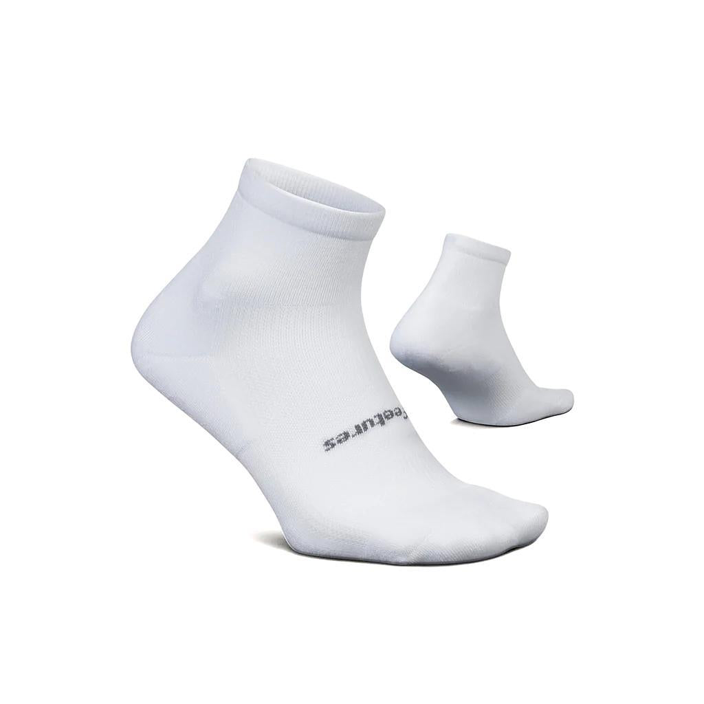 FA20003 Feetures Medias Unisex Running Max Cushion Quarter White