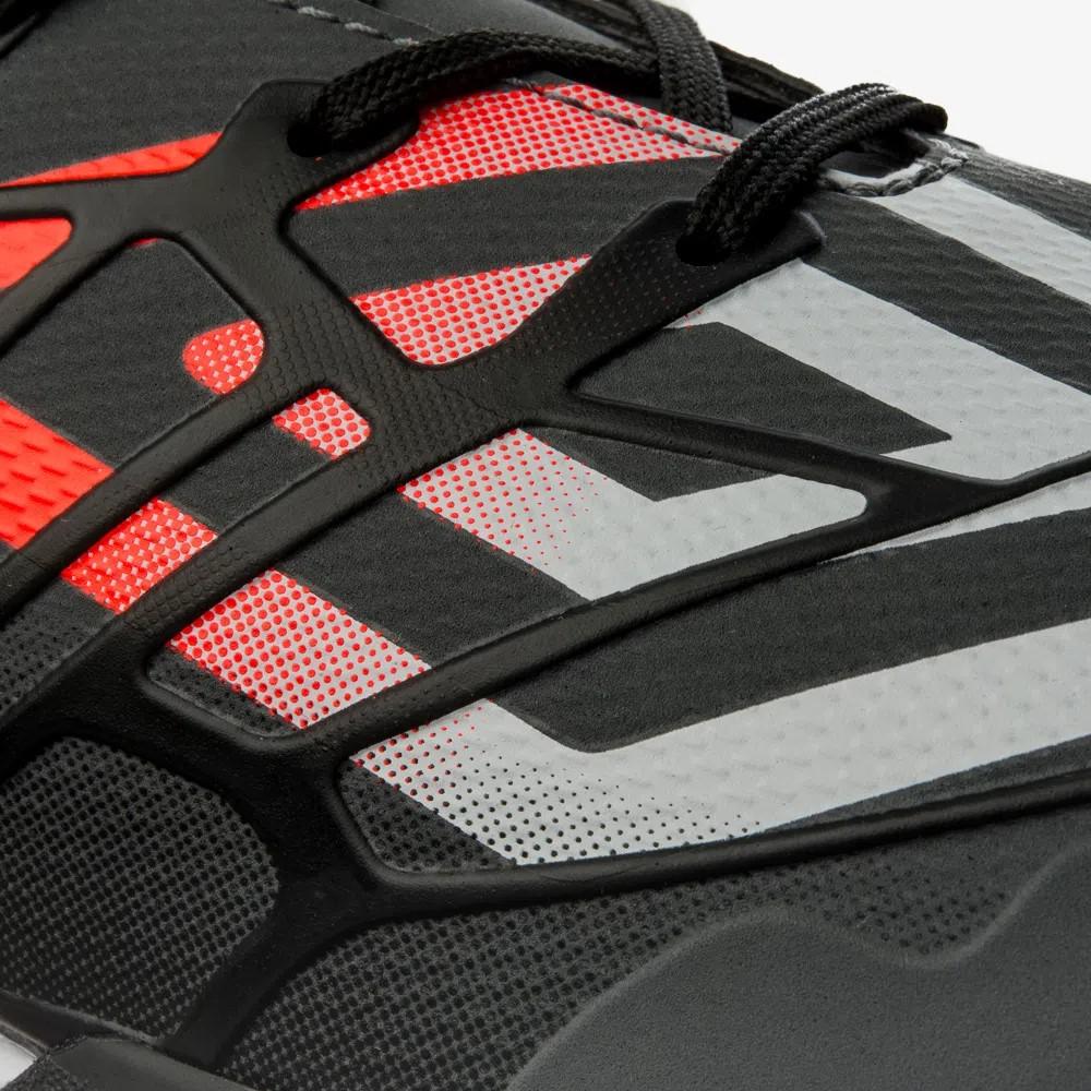 Umbro Futbol Society Masculino Velocita Alchemist Club Negro/Grafito/Coral