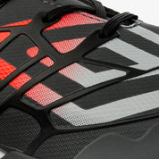 Umbro Futbol Society Masculino Velocita Alchemist Club Negro/Grafito/Coral
