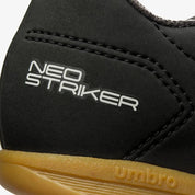 Umbro Masculino Futbol Indoor Neo Striker Negro/Lima/Grafito
